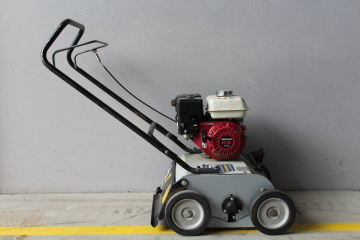 Vertikalskjærer Honda RH-480